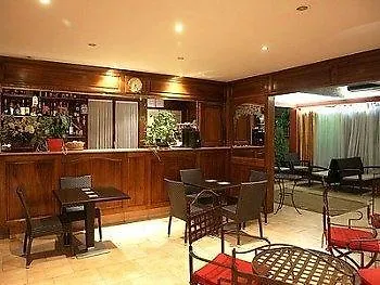Logis & Restaurant L'etape Bel Air - Gardanne 3* Bouc-Bel-Air