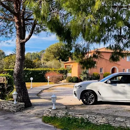Szálloda Logis & Restaurant L'etape Bel Air - Gardanne 3*