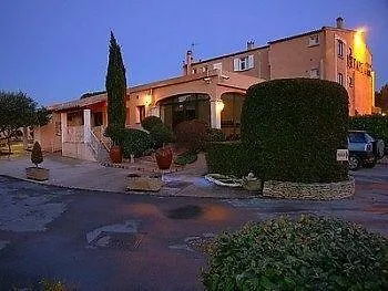Logis & Restaurant L'etape Bel Air - Gardanne Szálloda 3*